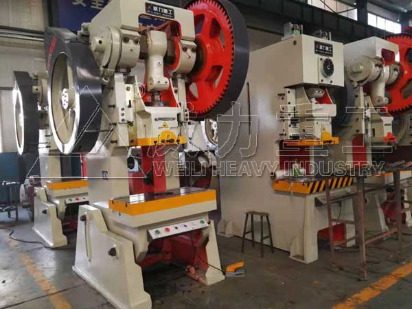 125噸機(jī)械式開式可傾沖床